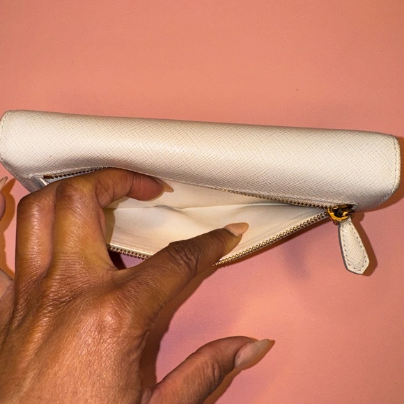 Authentic Prada Continental Leather Bow Tie Wallet - Picture 8 of 14